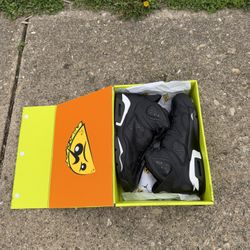 JORDAN 6 BLACK CAT SZ 11 REPLACEMENT BOX/LIGHTLY WORN