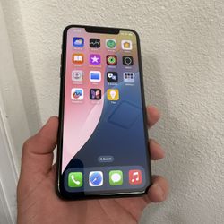 iPhone 11 Pro Max 64gb Factory unlocked 