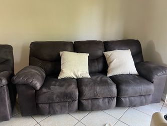2 Recliner couch and reclining chair. Clean and In very good condition. Moving out of town and can’t bring them with me. Pick up is in Pembroke Pines.