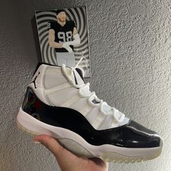Jordan 11 concord  Size 10.5 