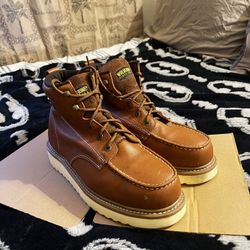 Wolverine Moc-toe steel toe work boot 