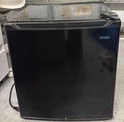 Haier Black Compact Mini Fridge