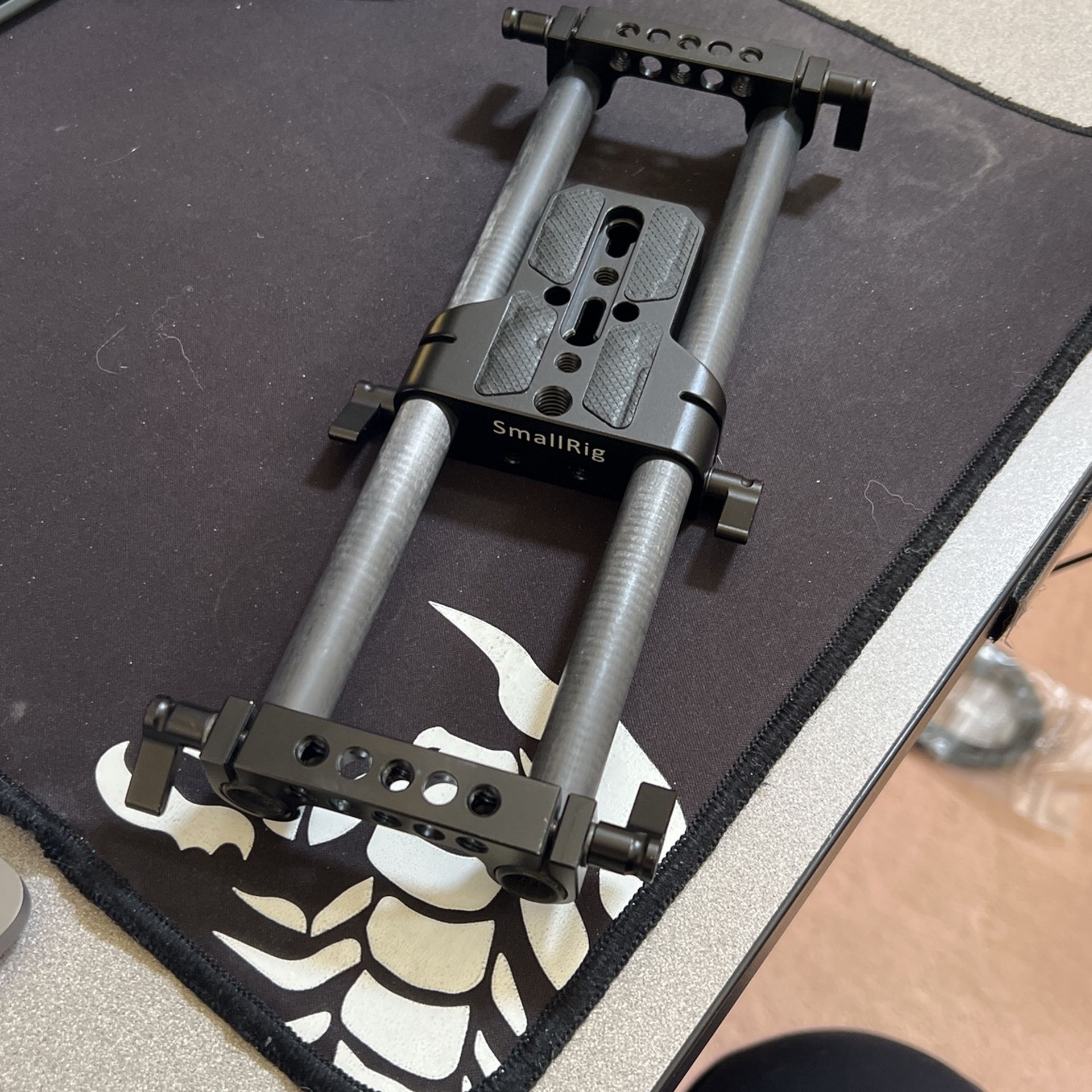 Smallrig Camera Base Plate With 15mm Carbon Rails