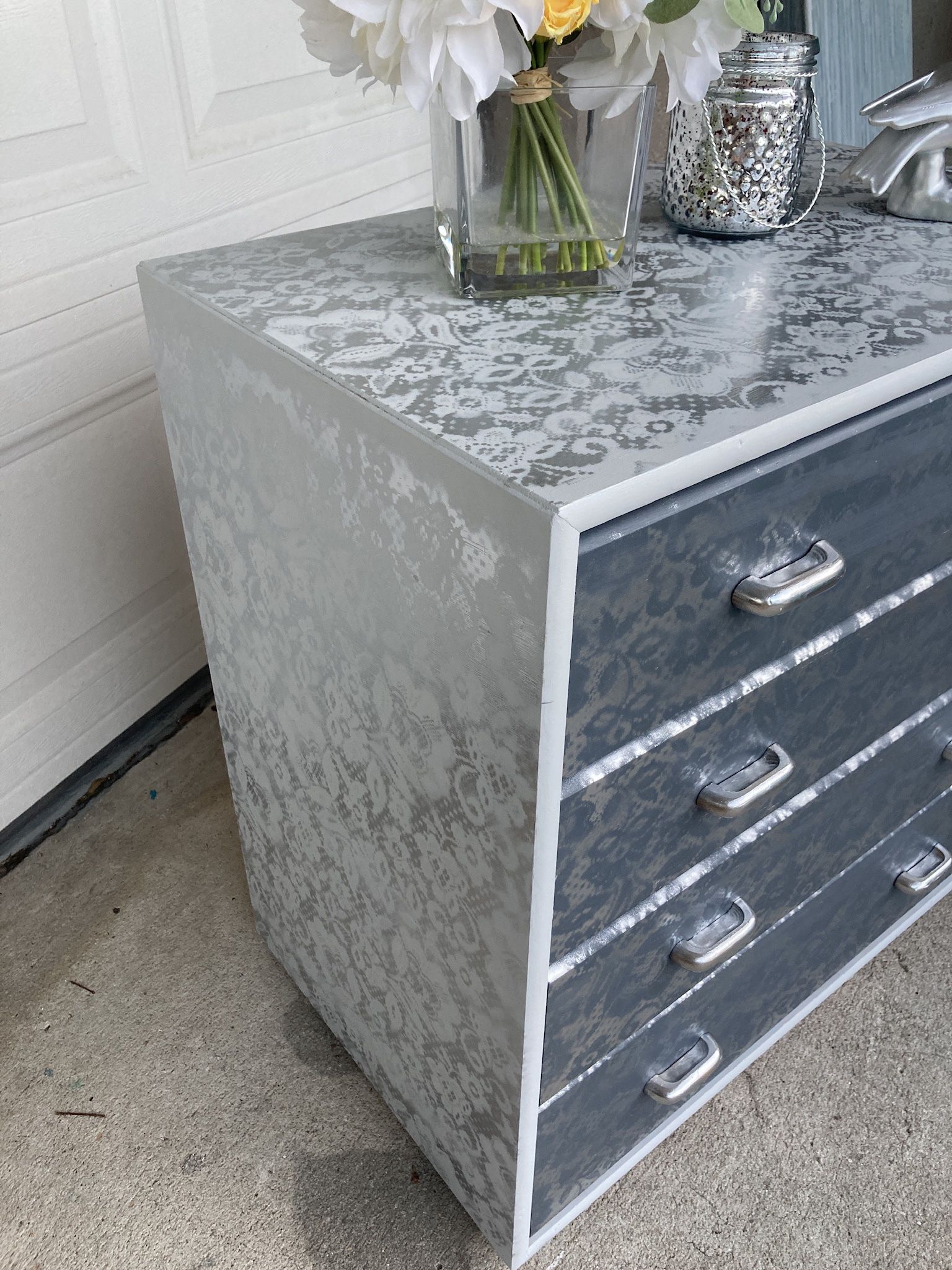Grey Silver Elegant Dresser 
