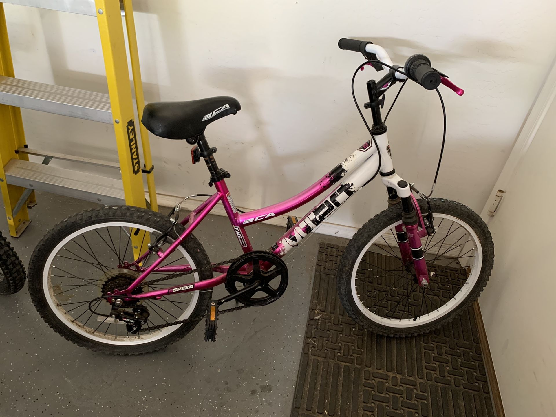 Girls bike