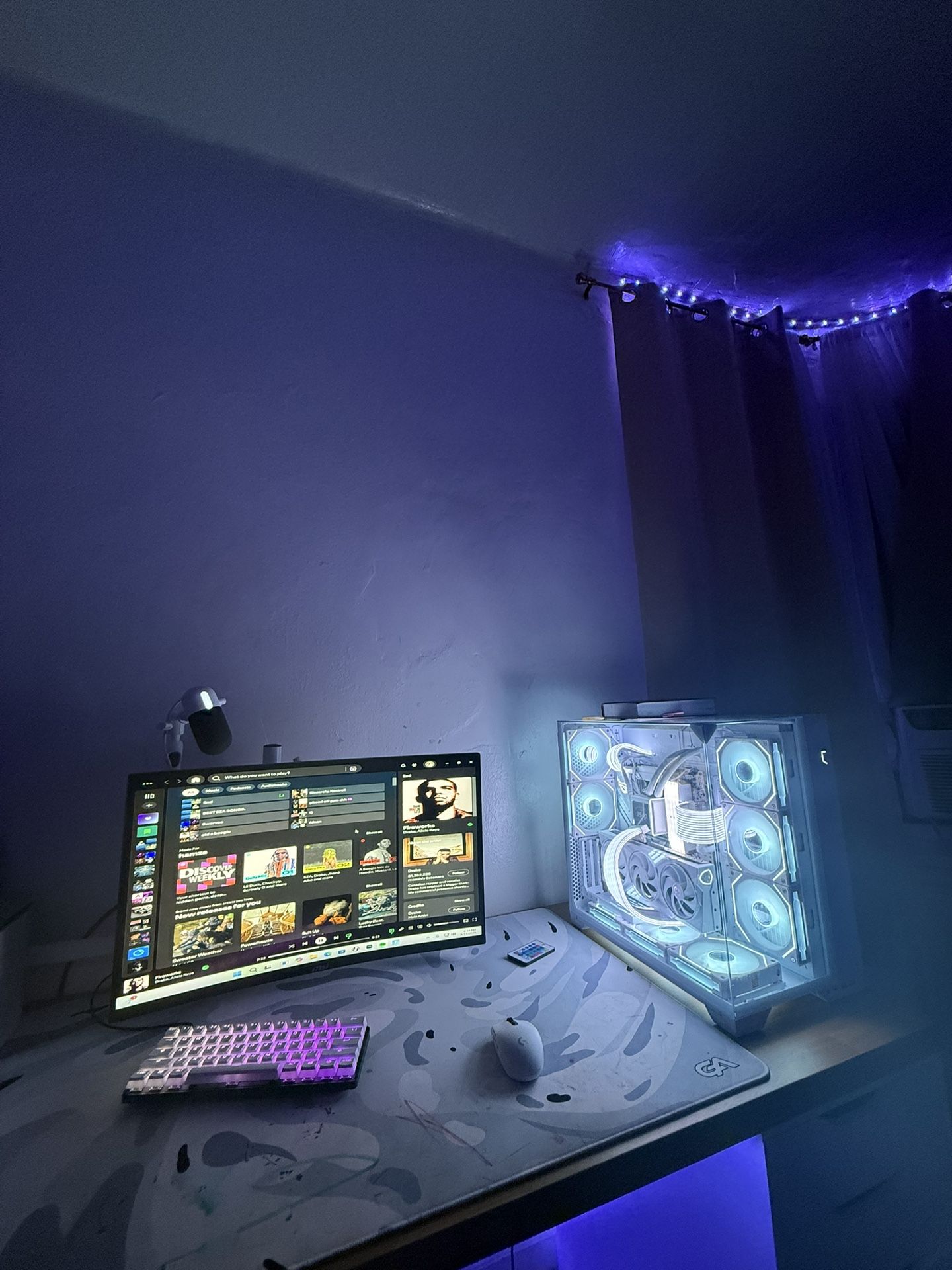 Maxed Out Computer Custom White Maxed Out Gaming Pc(price Negotiable for Sale in Bronx, NY ...