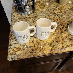 Rae Dunn Matching Mugs
