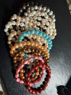 Set of 15 Assorted Fresh Water Pearl Bead Bracelets 