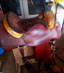 Roping Saddle