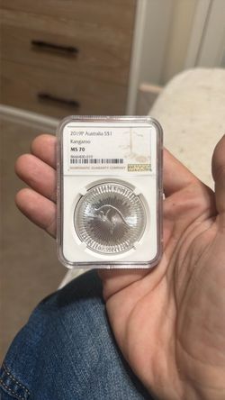 2019P Australia $1 Kangaroo Silver Coin NGC MS70