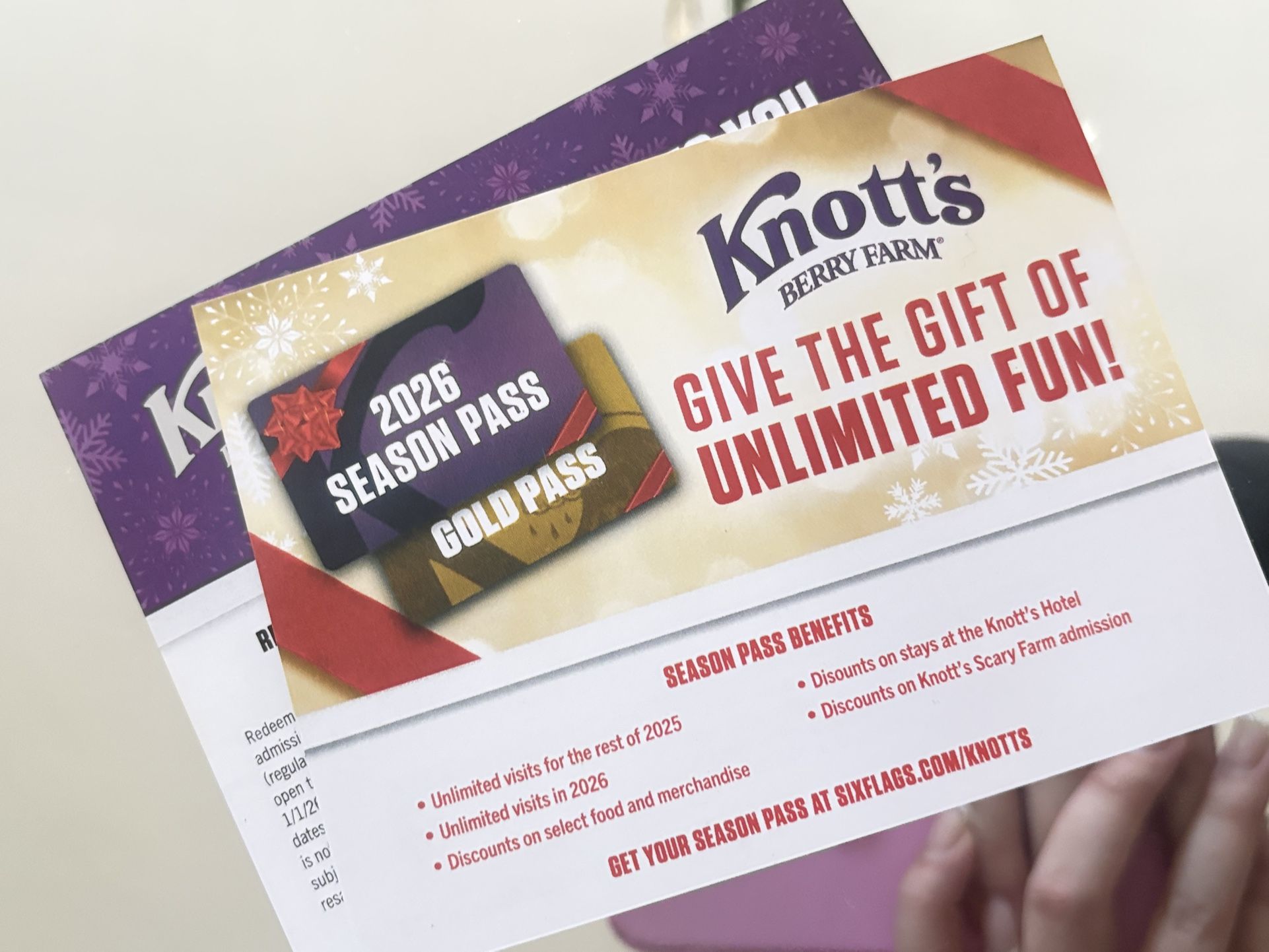 Knotts Berry Farm Tickets