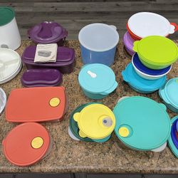 Tupperware 47 Pieces
