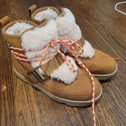 Uggs, Size 7