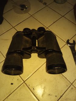 Really good set of binoculars for sale for $30