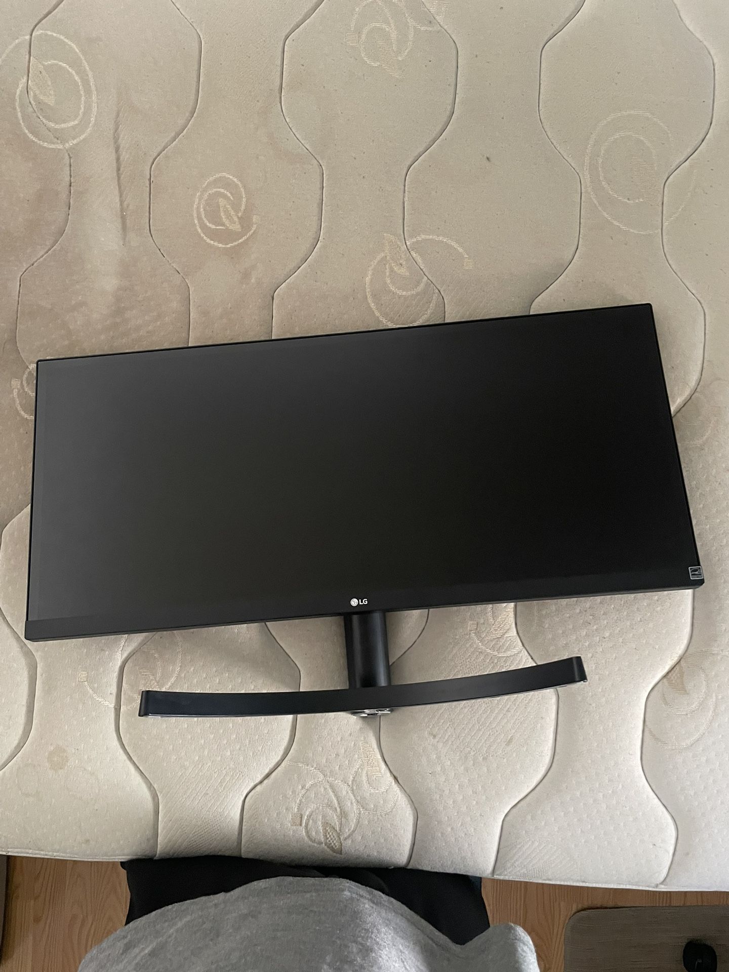 LG 29WL500 Monitor