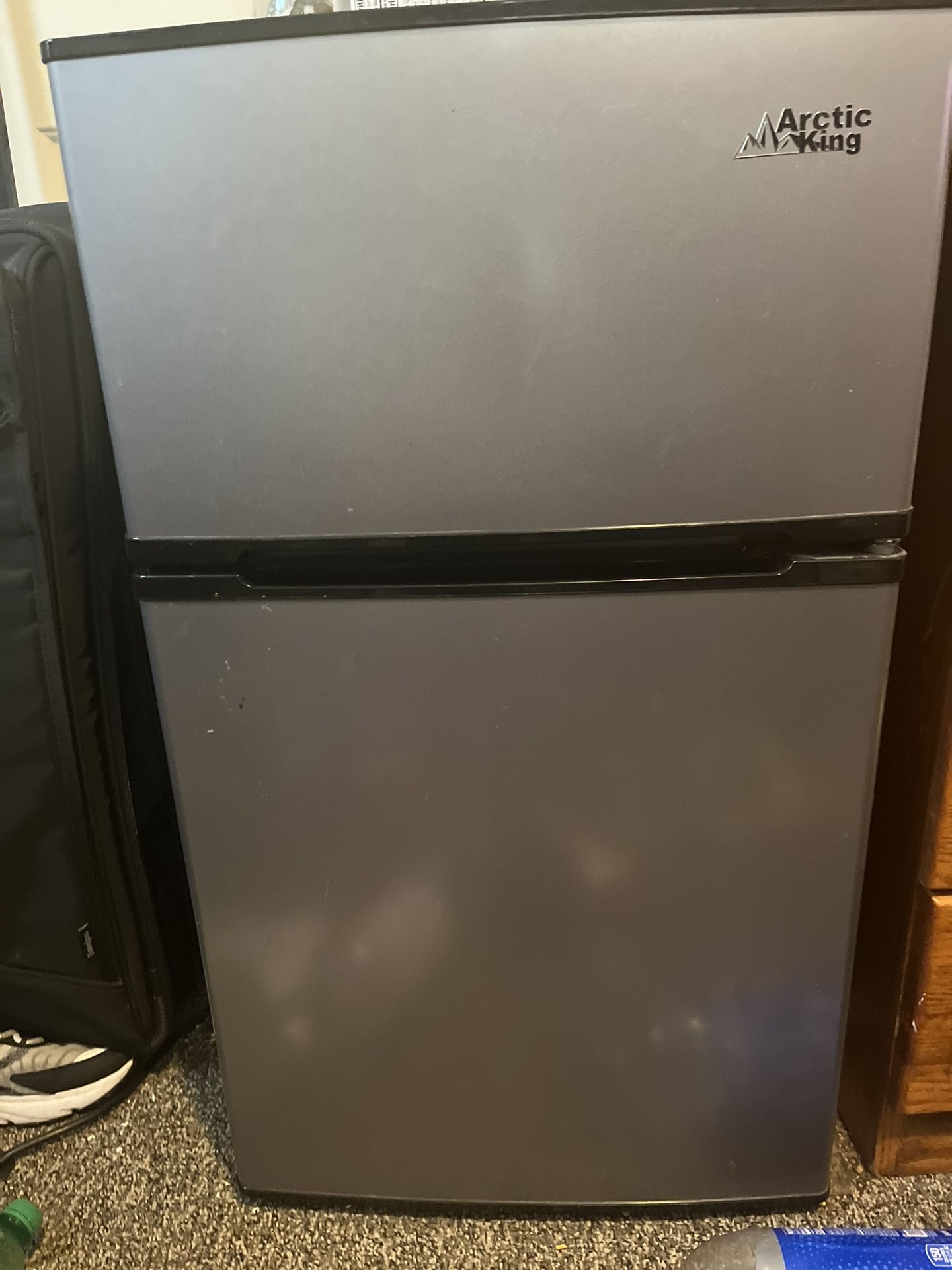Mini Fridge