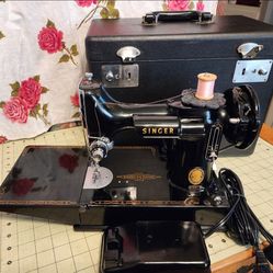 Singer featherweight sewing machine