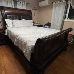 Queen Bed Set 