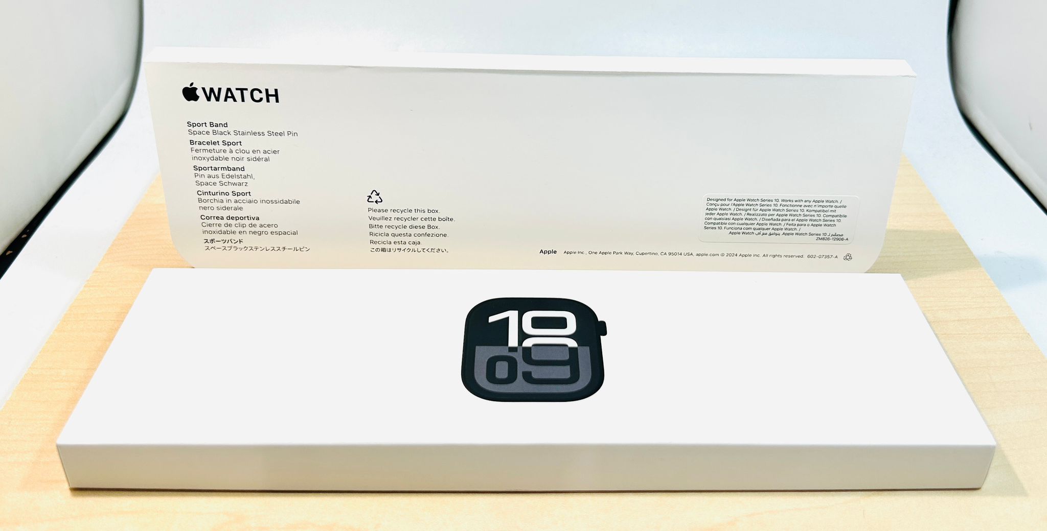 Apple Watch Series 10 46mm Jet Black BRAND New SEALED