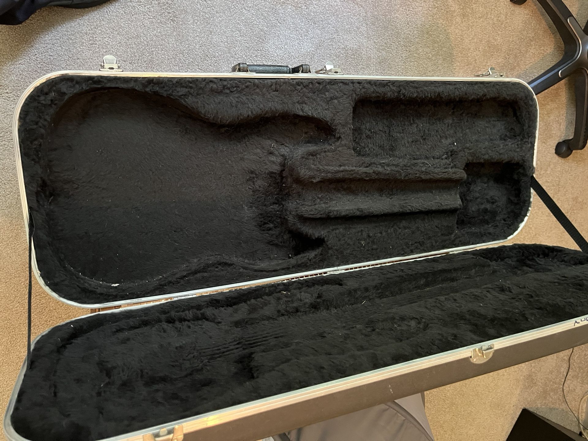 Electric Guitar Case For Strat Type Or Tele