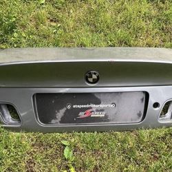 BMW E46 M3 Vorsteiner V1 Carbon Fiber CSL Trunk