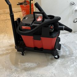 Milwaukee Shop vac 