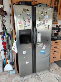 Frigidaire stainless steel fridge.