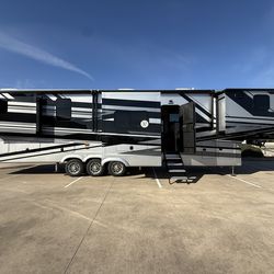 2026 Forest River Riverstone 421FK