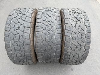 (3) 35x12.50R20 Toyo Open Country A/T