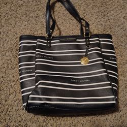 Tommy Hilfiger Purse And Wallet 