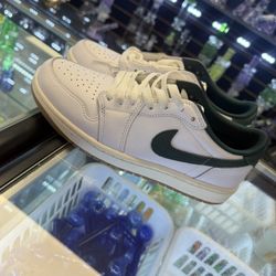 Jordan 1 Retro Low OG Oxidized Green (Women's)