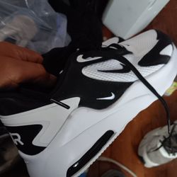 Nike Air Shoes Women's 7.5