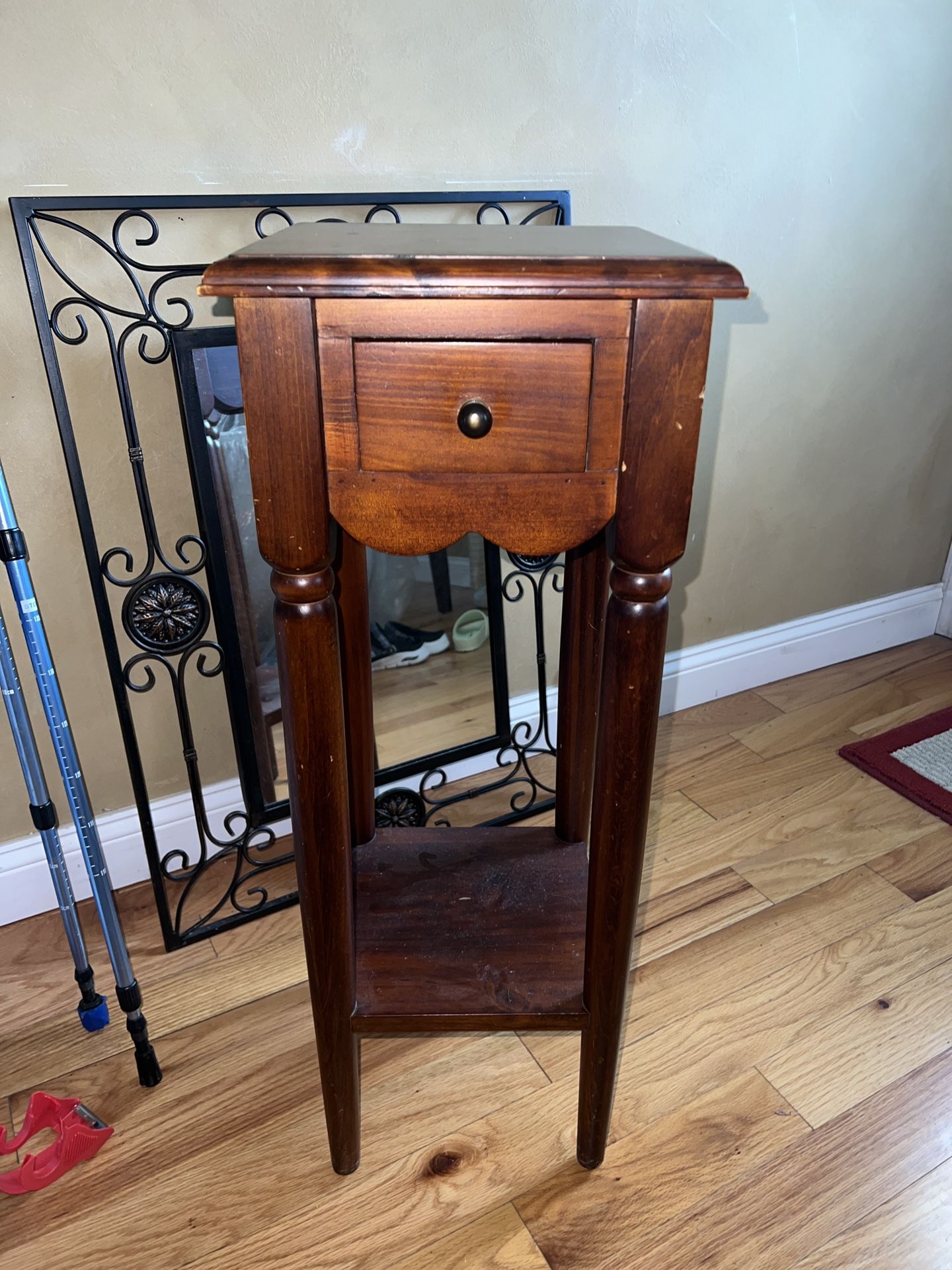 "Pier 1" SOLID Pine Wood Side End Accent Lamp Night Table Stand Drawer