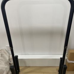 Pull Up Bar (sitting)