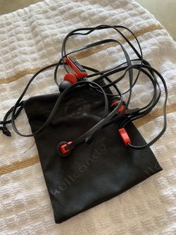 Scullcandy headphones, not new, not used w/bag