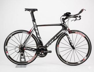 BH AERO GC FULL CARBON TRIATHLON BIKE