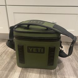 Yeti Hopper Flip 8. Olive/black w/molle pouch