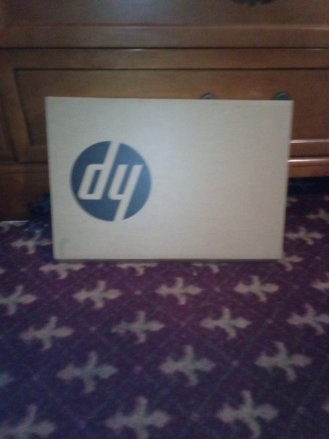 HP 14 Celeron/4gb/128gb