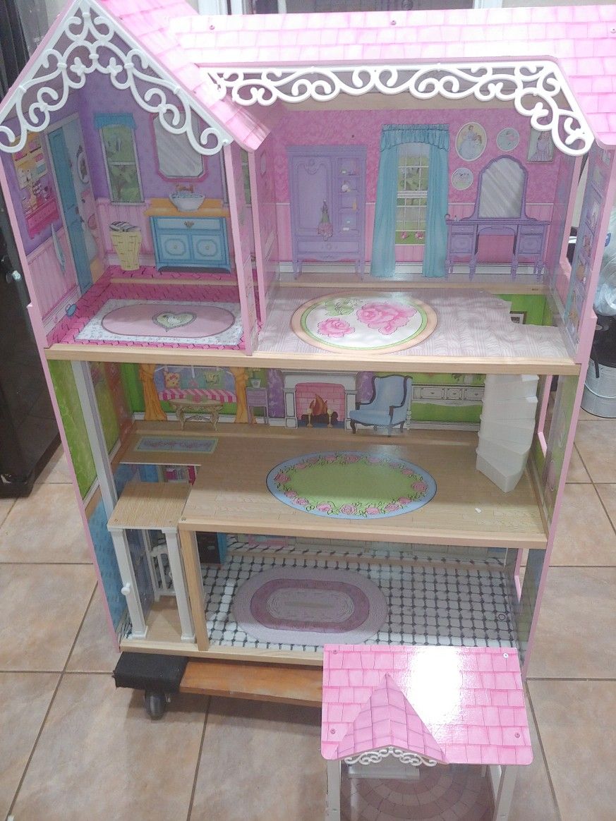 KidKraft Wooden Sweet Pretty Dollhouse with Elevator and Accessories. for Sale in Laveen Village AZ OfferUp
