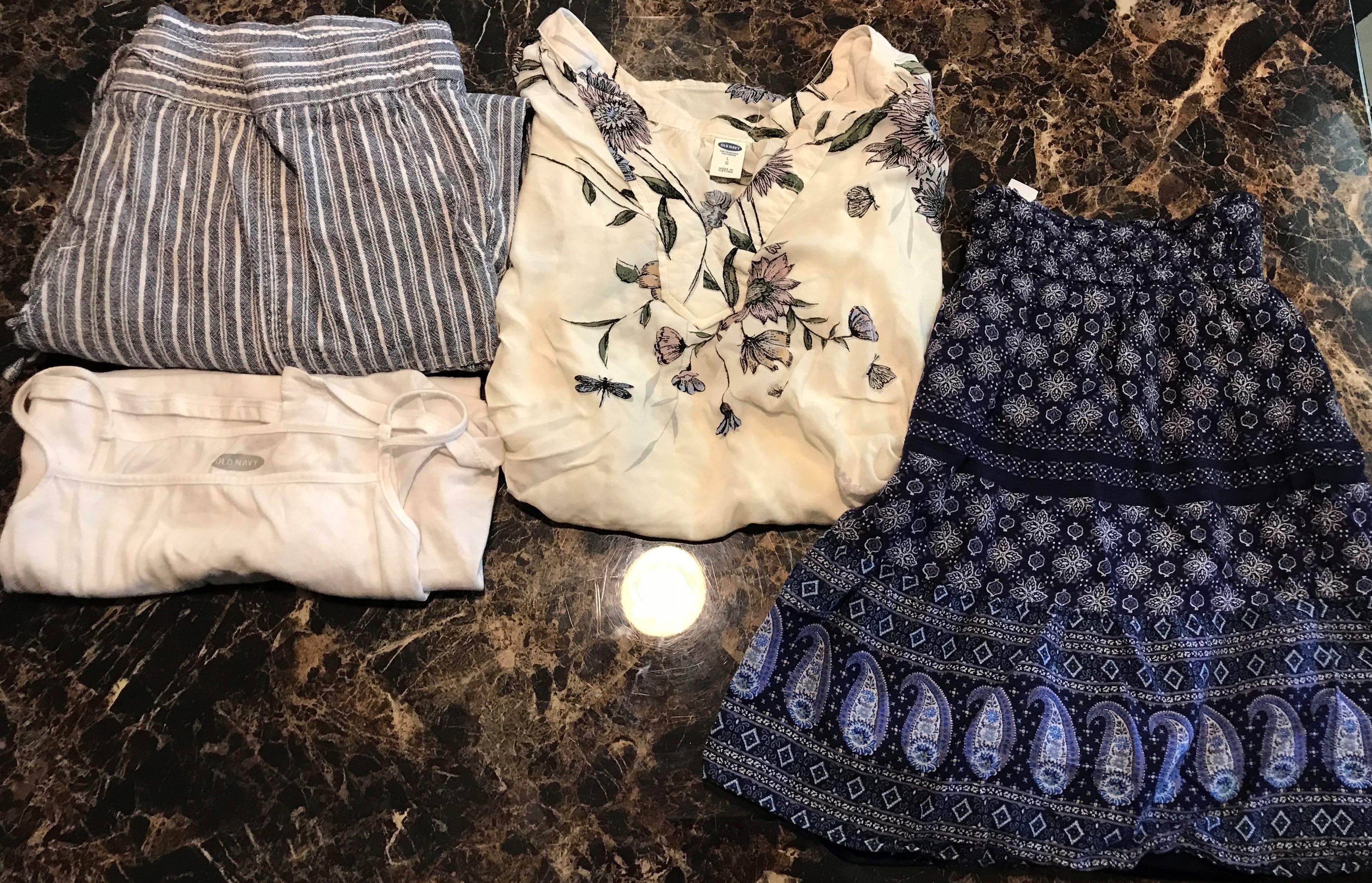 OLD NAVY Juniors Large Clothing Lot of 4 Pieces