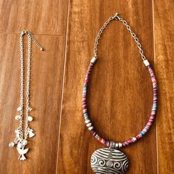 2 Beautiful Necklaces in great condition