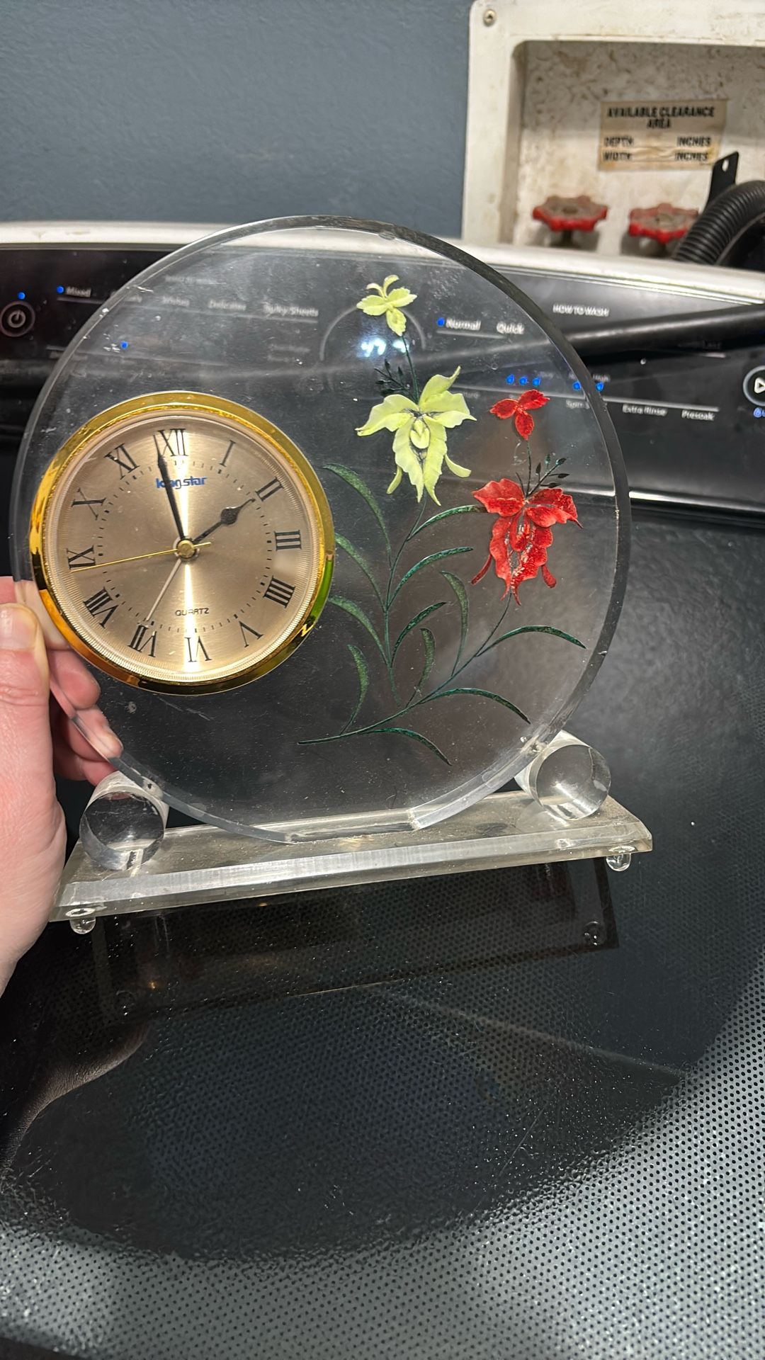 Vintage Reverse Carved Kingstar quartz clock
