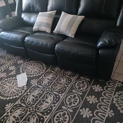 Black Leather Couch Recliner