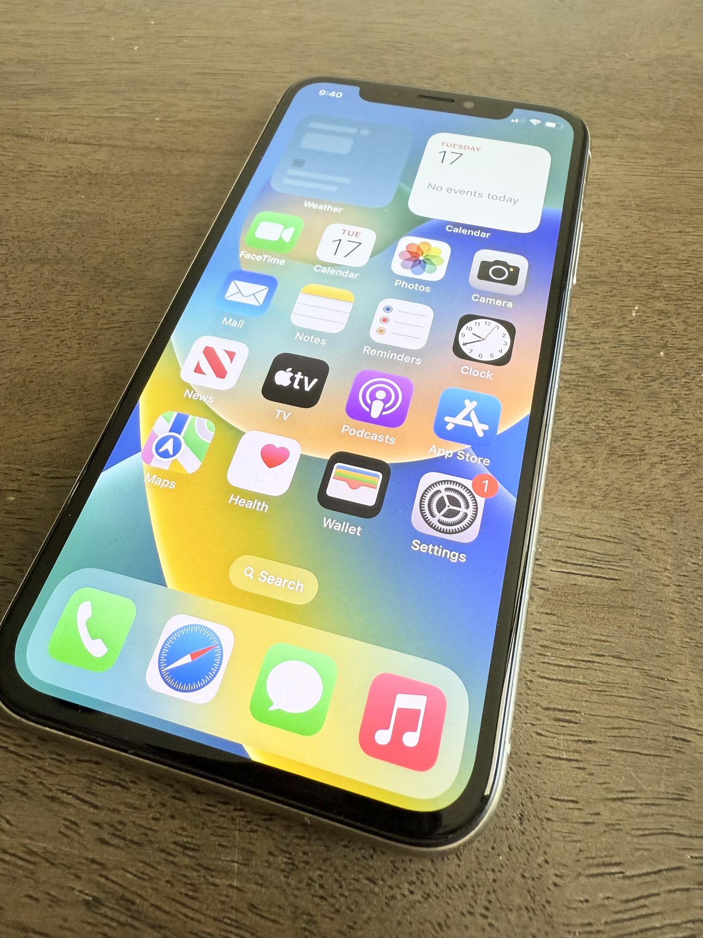 Apple IPhone X 256GB Unlocked Verizon, Metro PCs, TmObile, Metro PCs