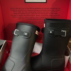 HUNTER BOOTS 