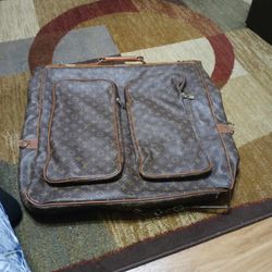 LV Bag Must Go Authentic 