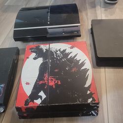Ps3 And PS4 Consoles For PARTS only