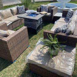 brand new patio set