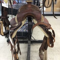 Saddle