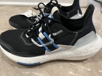 adidas Women's Size 7  Ultraboost X Parley Running Shoes